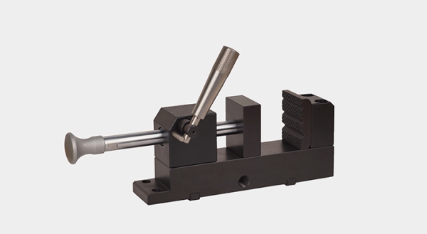 Precision Abrasive Cutting Machine (S) - Image 3